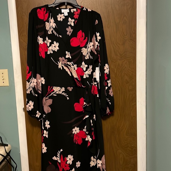 NWT Liz Claiborne long sleeved floral dress size 18 - Picture 1 of 5